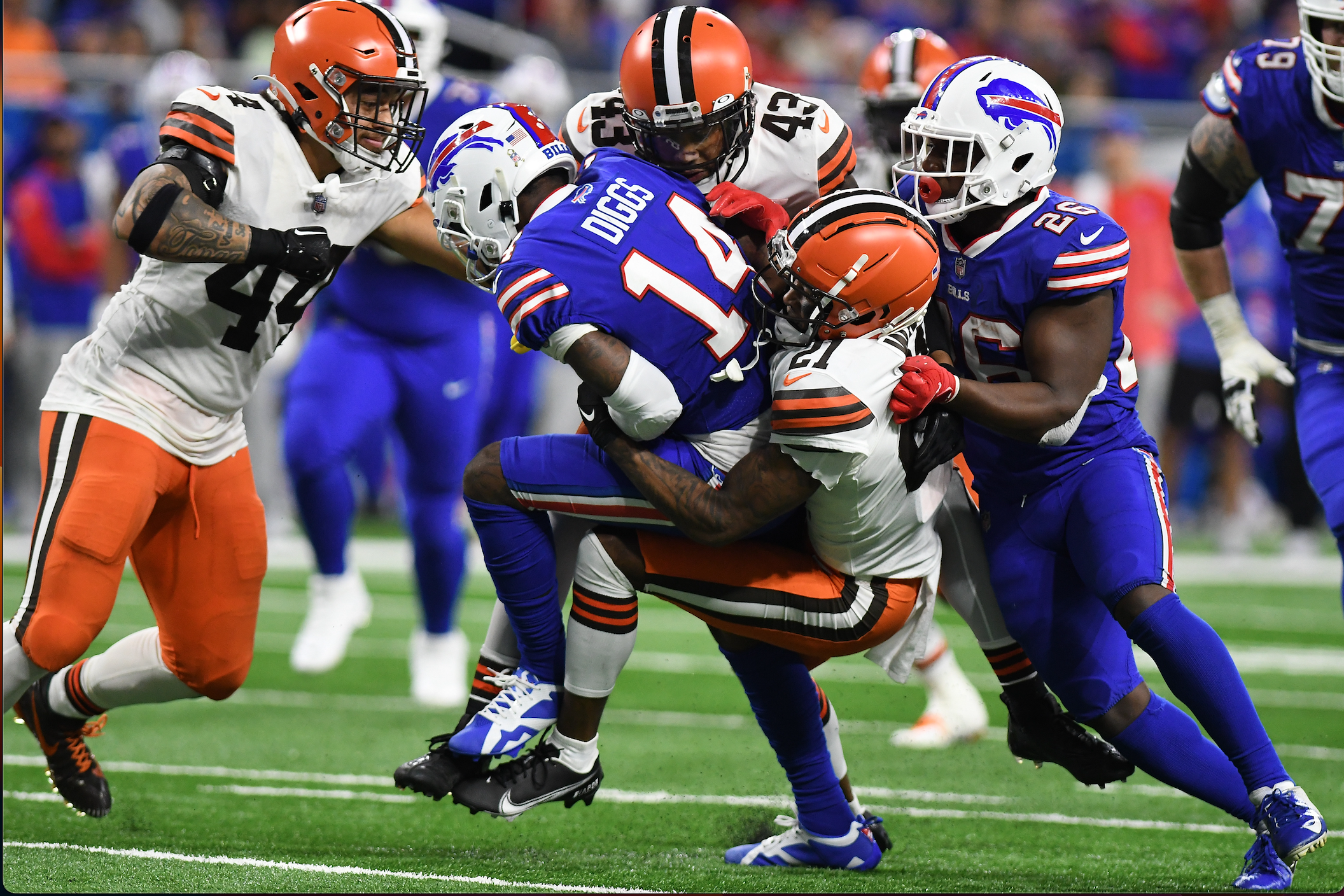 Fedora Focus: Bills at Lions – Buffalo FAMbase — #BillsMafia