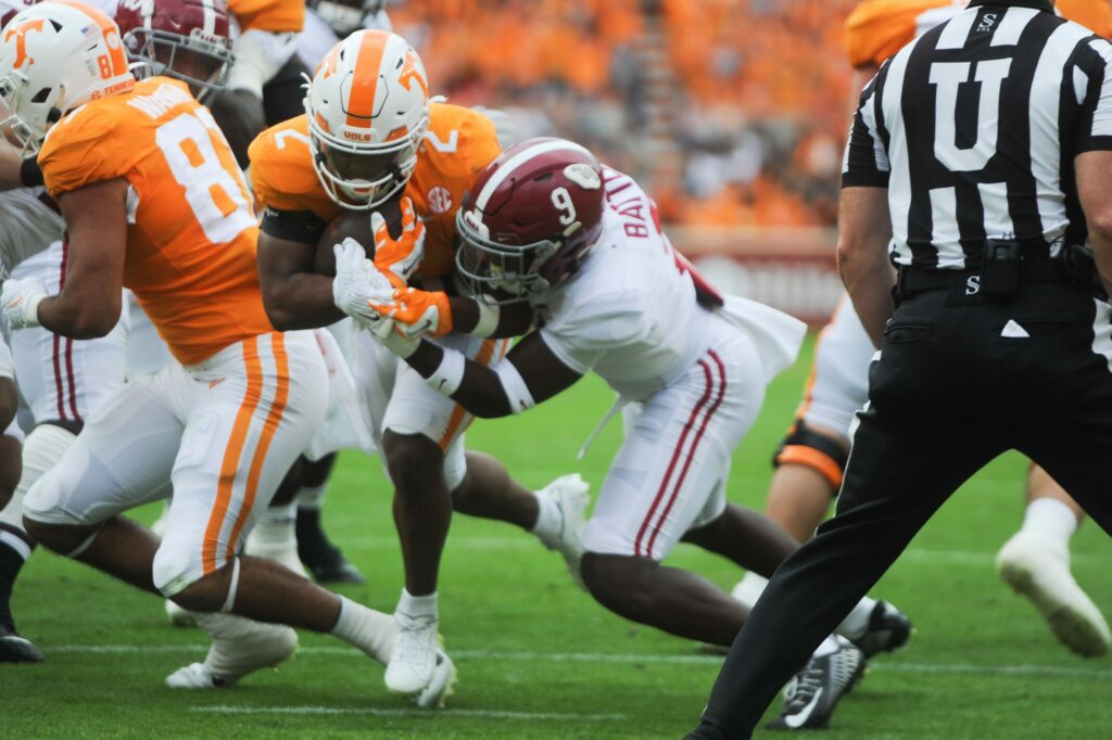 October 16, 2021: Cedric Tillman #4 of the Tennessee Volunteers catches the  ball for a touchdown during the NCAA football game between the University  of Tennessee Volunteers and the Ole Miss Rebels