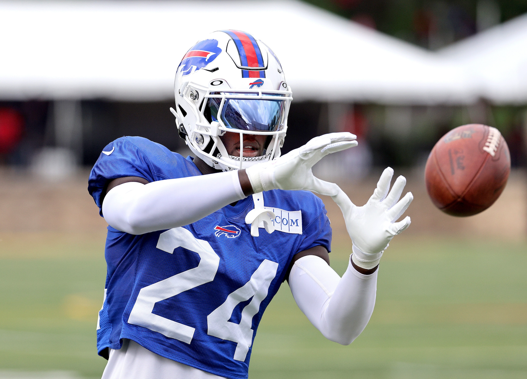 Buffalo Bills running back Darrynton Evans (37) runs the ball