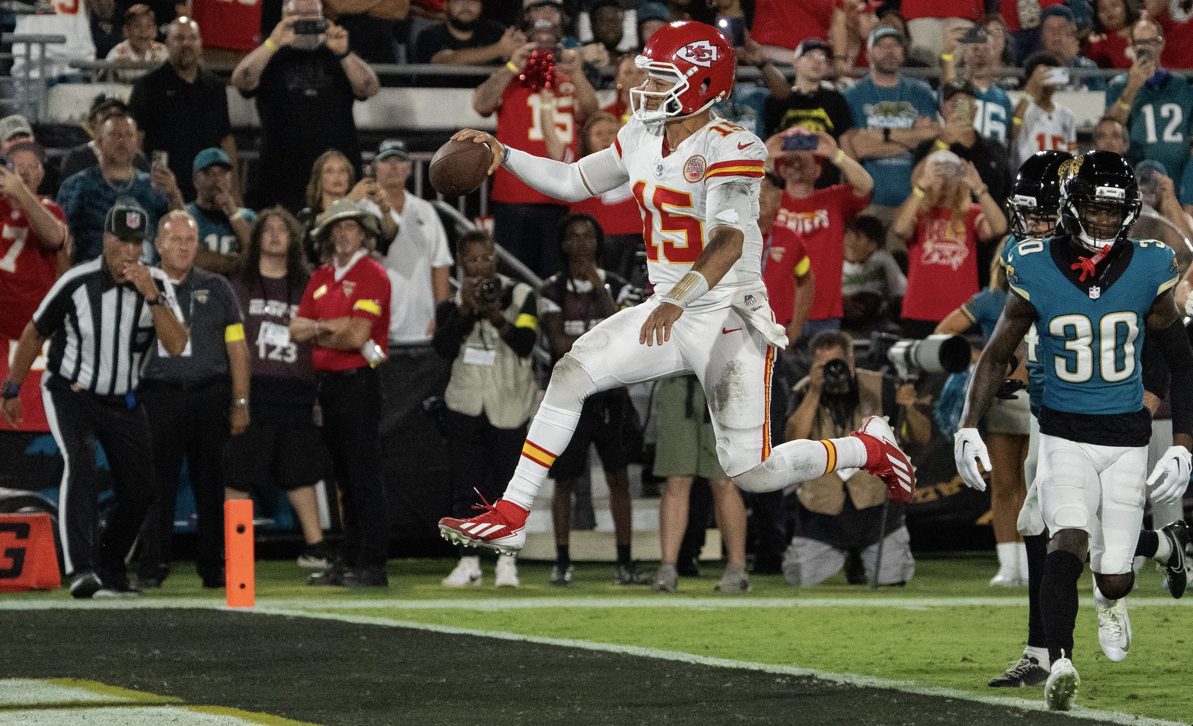 Fedora Forecast: Chiefs at Bills